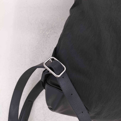 アンティカ antiqua キャンバス バックパック レディース