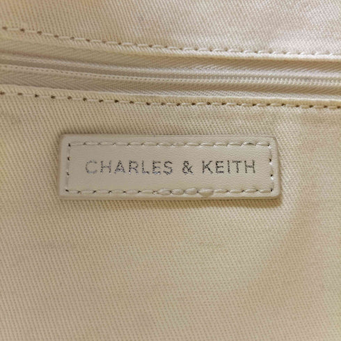 チャールズアンドキース CHARLES&KEITH Odella オデラ カーブホーボーバッグ レディース