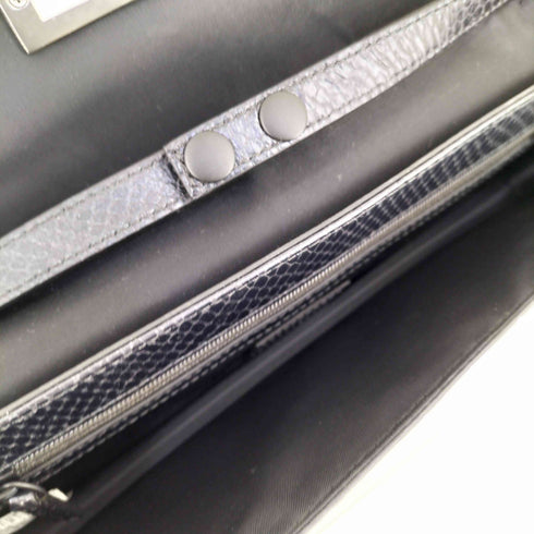 シーケーカルバンクライン ck Calvin Klein クラッチ ショルダーバッグ レディース