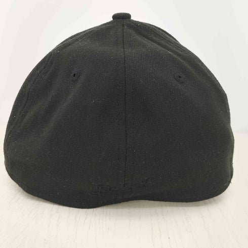 ニューエラ NEW ERA 39THIRTY ブラックアウト 同色刺繍 ベースボールキャップ メンズ