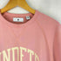 アンディフィーテッド UNDEFEATED College Short Sleeve Crewneck Sweater メンズ JPN:M