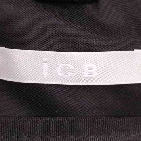アイシービー ICB 8ポケット ナイロンリュック レディース