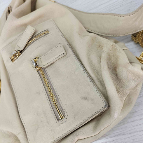 ジャンニヴェルサーチ GIANNI VERSACE レザー ショルダーバッグ レディース ONE SIZE