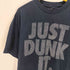 ナイキ NIKE LOOSE FIT グラフィックプリント 半袖Tシャツ メンズ XL