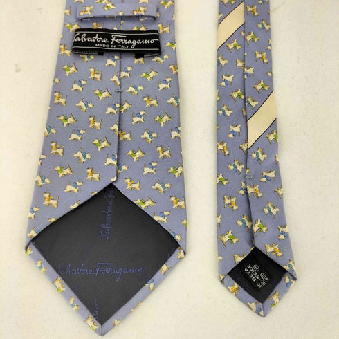 サルヴァトーレフェラガモ Salvatore Ferragamo 総柄 シルクネクタイ メンズ