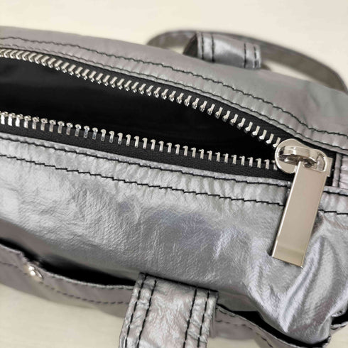 マーティンキム Matin Kim 24SS GLOSSY LOGO SPORTY MINI DUFFEL BAG レディース