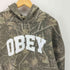オベイ OBEY COLLEGIATE PULLOVER HOOD カレッジエイトフーデッドフリース メンズ JPN:L