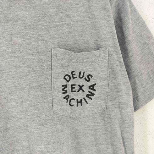デウスエクスマキナ Deus Ex Machina ロゴプリント ポケット Tシャツ メンズ M