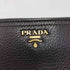 プラダ PRADA ロゴプレート シボレザー ラウンドジップ ロングウォレット メンズ