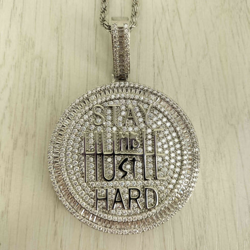 ICEDIAMOND アイスダイヤモンド 真鍮 ステイハンブルハッスルハードエンベストペンダントネックレス ステンレスチェーン メンズ