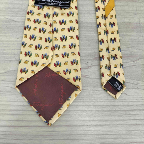 サルヴァトーレフェラガモ Salvatore Ferragamo 総柄シルクネクタイ メンズ