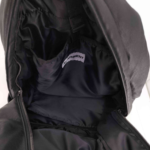 アタッチメント ATTACHMENT SYNTHETIC BACKPACK シンセティックレザー バックパック メンズ