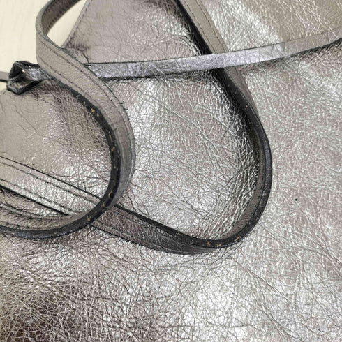 GIANNI CHIARINI メタリック レザー トートバッグ メンズ