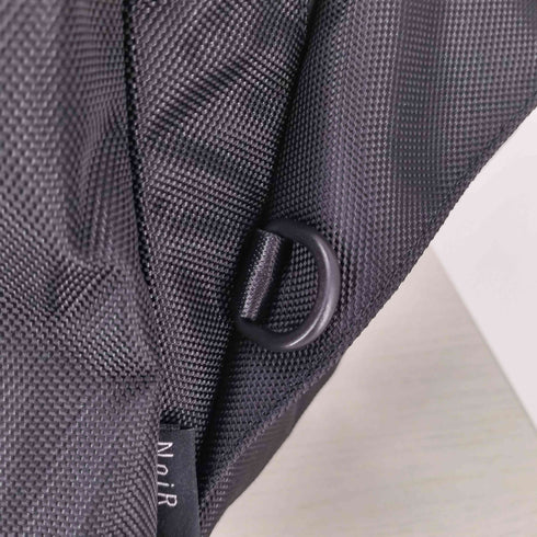 NOIR ノワール Luminous Shoulder メッセンジャーバッグ メンズ