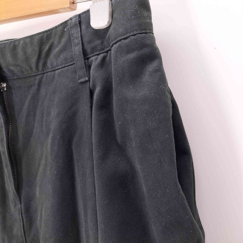 タックデザイン ストレートパンツ レディース 28