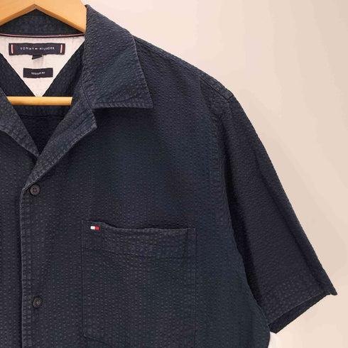 トミーヒルフィガー TOMMY HILFIGER REGULAR FIT ロゴ刺繍 シアサッカー S/S オープンカラー シャツ メンズ import:L