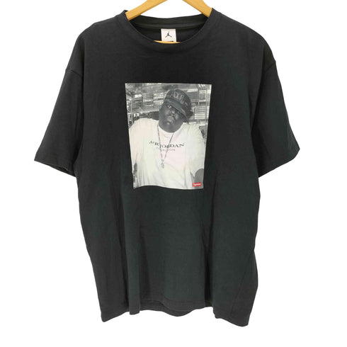 シュプリーム Supreme 24AW コラボ Jordan Biggie S/S ジョーダン ビギ― プリント 半袖 Tシャツ メンズ import:M