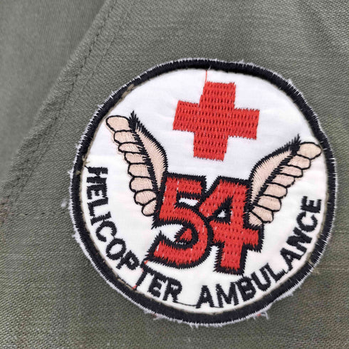 ユーエスアーミー U.S. ARMY 1970年製 リメイク 54th Medical Detachment ワッペン ファティーグシャツ ベスト メンズ