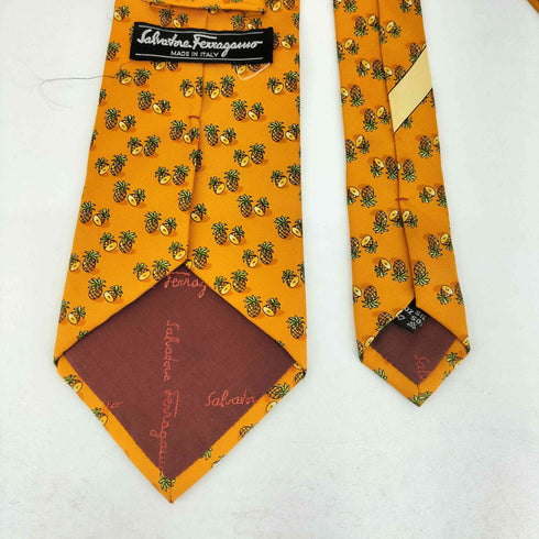 サルヴァトーレフェラガモ Salvatore Ferragamo パイナップル総柄 シルク ネクタイ メンズ