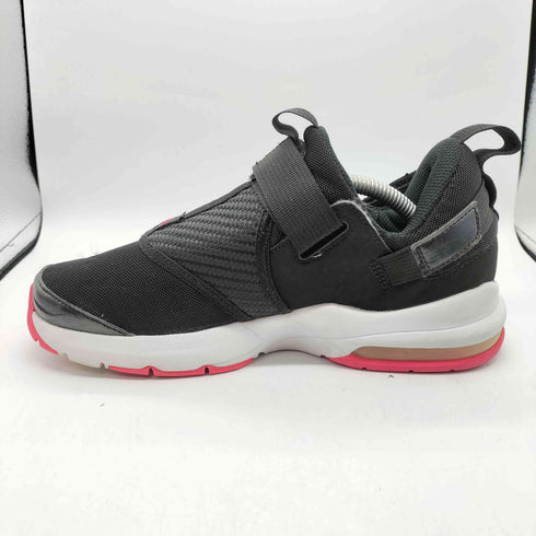 ナイキ NIKE JORDAN TRUNNER 11 LX スニーカー レディース JPN:24