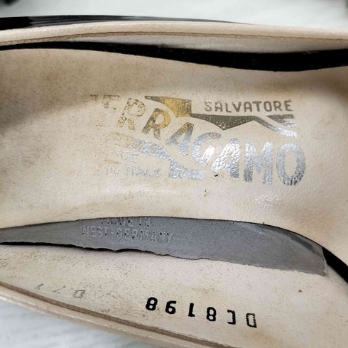 サルヴァトーレフェラガモ Salvatore Ferragamo オープントゥ パンプス レディース US:5C