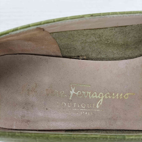 サルヴァトーレフェラガモ Salvatore Ferragamo ヴァラリボン パンプス レディース US:7