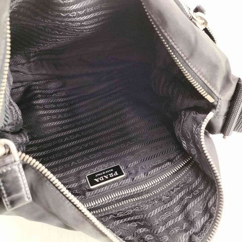 プラダ PRADA 三角 プレート ロゴ ナイロン ショルダーバッグ レディース