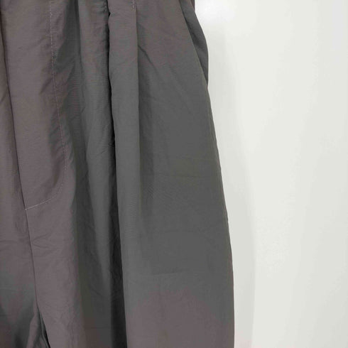 loose silhouette nylon pants メンズ