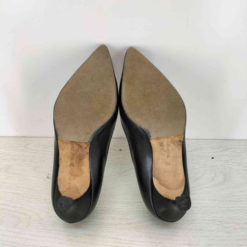 マノロブラニク MANOLO BLAHNIK ポインテッドトゥ ヒール レザーパンプス レディース 34