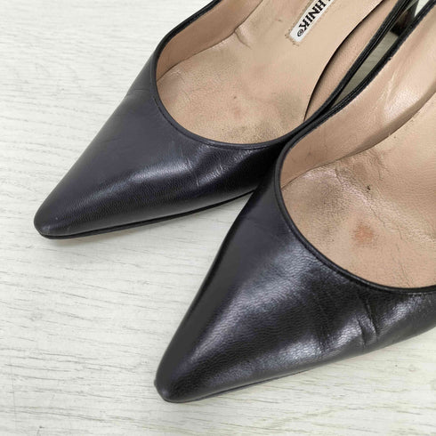 マノロブラニク MANOLO BLAHNIK ポインテッドトゥ ヒール レザーパンプス レディース 34