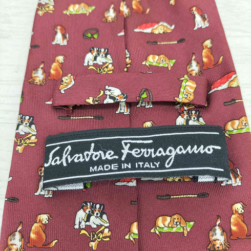 サルヴァトーレフェラガモ Salvatore Ferragamo 犬柄 シルクネクタイ メンズ