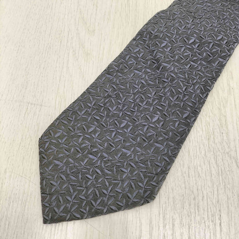 サルヴァトーレフェラガモ Salvatore Ferragamo 総柄 シルクネクタイ メンズ
