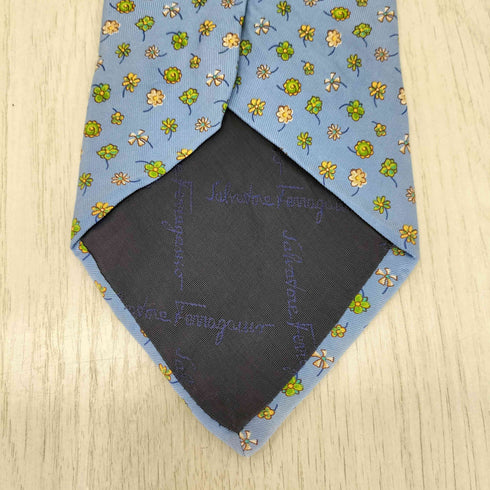 サルヴァトーレフェラガモ Salvatore Ferragamo 花柄 シルクネクタイ メンズ