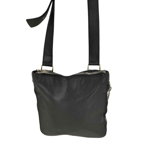 サンローランパリ SAINT LAURENT PARIS コの字ジップ レザー ショルダーバッグ メンズ