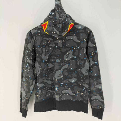 アベイシングエイプ A BATHING APE 宇宙 スペースカモ シャークパーカー メンズ JPN:S