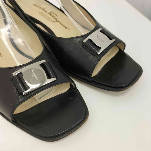 サルヴァトーレフェラガモ Salvatore Ferragamo レザーサンダル レディース US:7