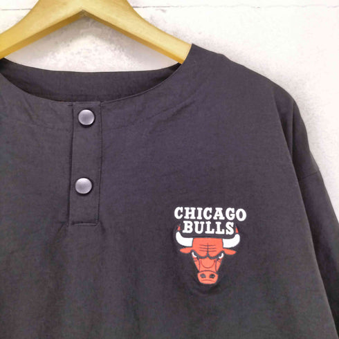 エヌビーエー NBA チームロゴ刺繍 ノーカラー プルオーバー ピステ メンズ L
