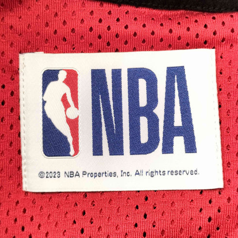 エヌビーエー NBA チームロゴ刺繍 ノーカラー プルオーバー ピステ メンズ L