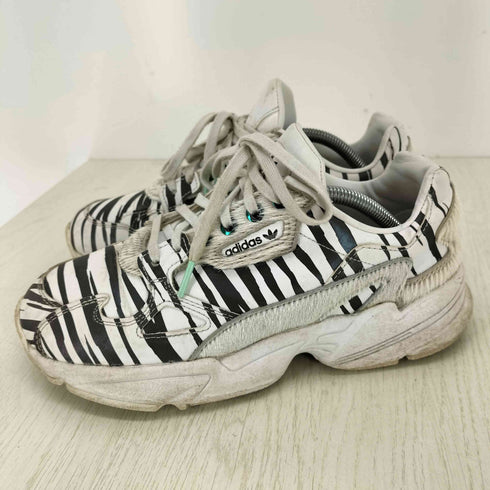 アディダスオリジナルス adidas Originals ナイトジャングルパック FALCON ファルコン ローカットスニーカー レディース JPN:23.5