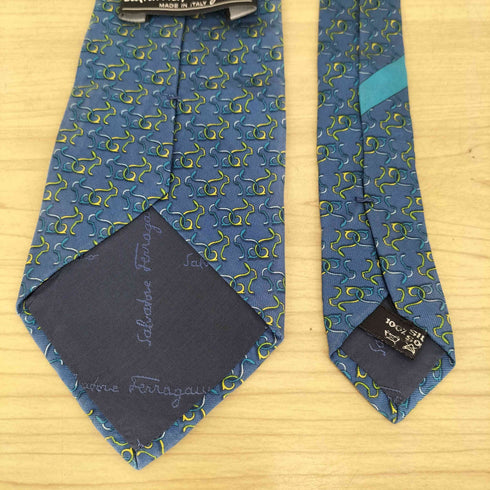 サルヴァトーレフェラガモ Salvatore Ferragamo 総柄 シルクネクタイ メンズ