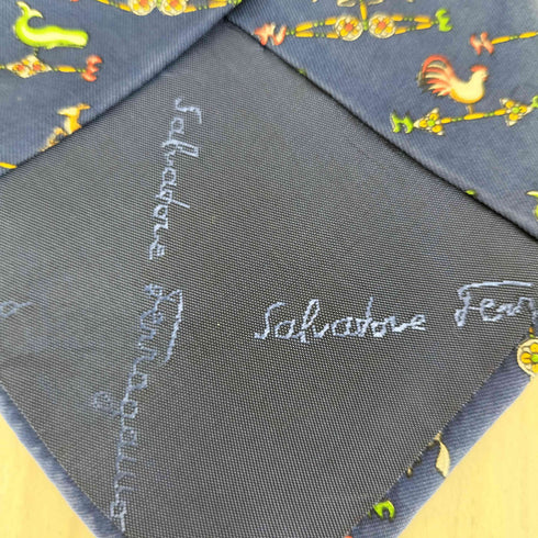 サルヴァトーレフェラガモ Salvatore Ferragamo アニマル柄 シルクネクタイ メンズ