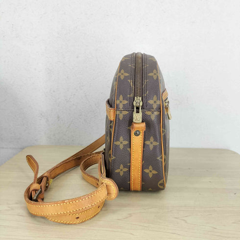 ルイヴィトン LOUIS VUITTON モノグラム ブロワ ショルダーバッグ monogram blois shoulderbag レディース