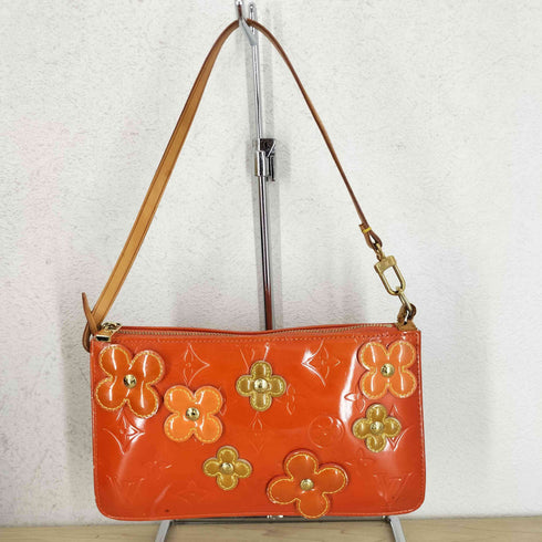 ルイヴィトン LOUIS VUITTON モノグラム ヴェルニ アクセソワール レキシントン フラワー monogram vernis lexington accessory pouch CA1021 レディース