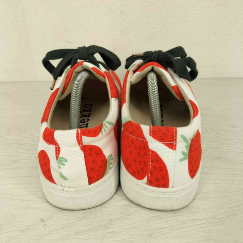マリメッコ marimekko Drutha Mansikka Drutha Mansikka ドルーサ マンシッカ いちご柄 キャンバススニーカー レディース JPN:39