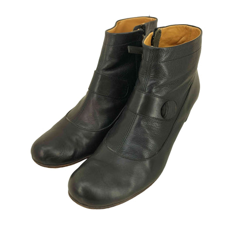 ショセ CHAUSSER サイドジップ 飾りボタン レザー ショートヒールブーツ レディース JPN:24