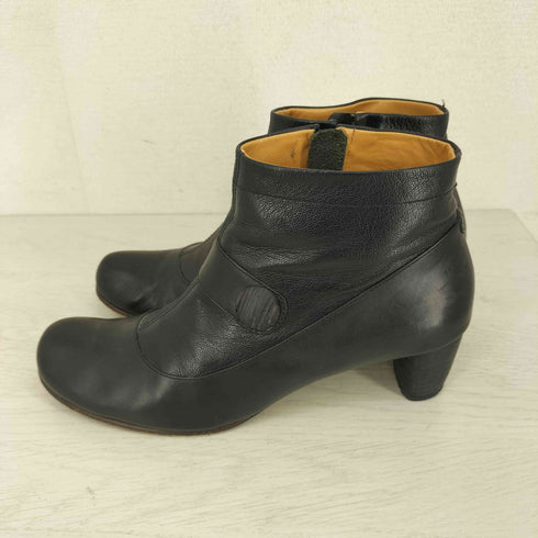 ショセ CHAUSSER サイドジップ 飾りボタン レザー ショートヒールブーツ レディース JPN:24