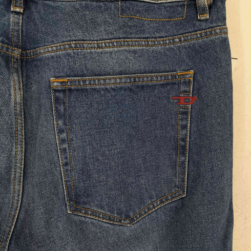 ディーゼル DIESEL D-VIKER ボタンフライデニムパンツ メンズ 36X32