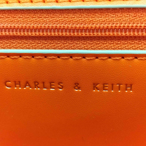 チャールズアンドキース CHARLES&KEITH アクリルハンドル スカルプチャーバッグ レディース
