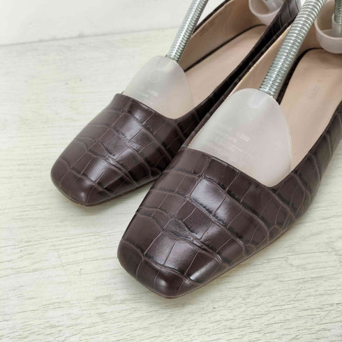 チャールズアンドキース CHARLES&KEITH Croc-Effect Square Toe Ballerina スクエア パンプス レディース JPN:37