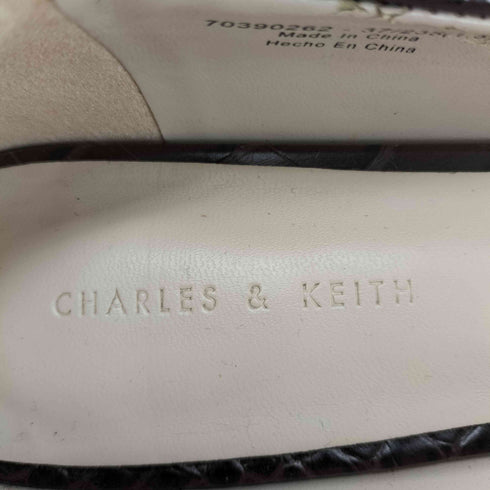 チャールズアンドキース CHARLES&KEITH Croc-Effect Square Toe Ballerina スクエア パンプス レディース JPN:37